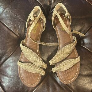 Carlos sandal in Rose gold, size 7 1/2 - new